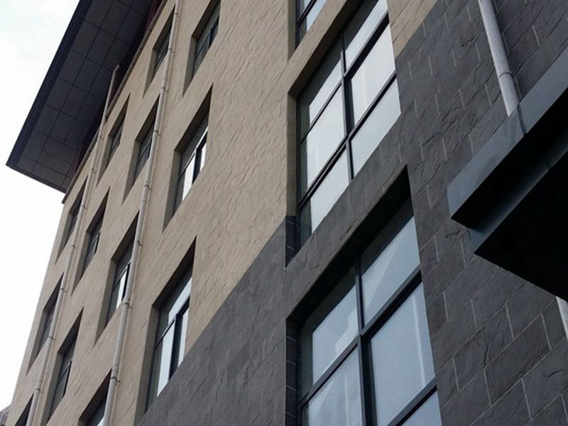 貴州凱里市風景名苑小區軟瓷工程順利驗收