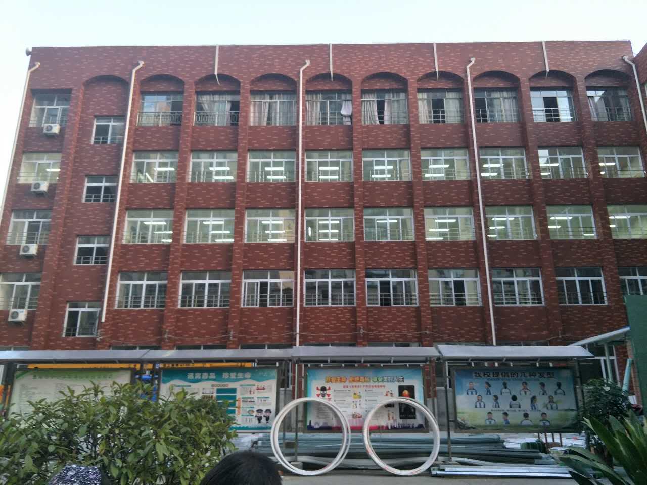 【MCM軟瓷】貴州省貴陽市十六中學改造項目