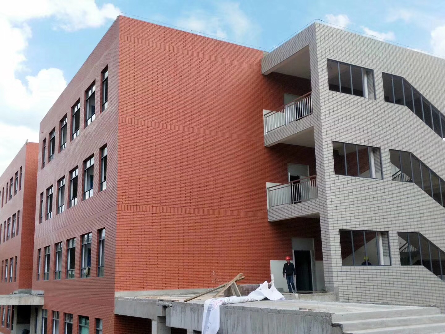 云南曲靖羅平思源學校新建項目